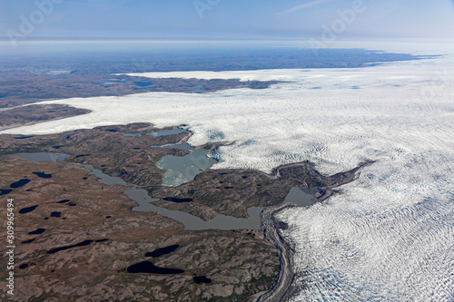 Gletscherkante des Inlandseises in Westgrönland photo