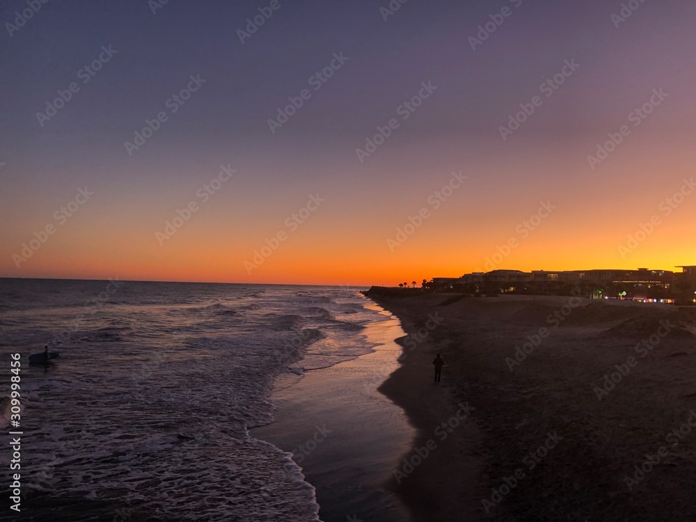 Obraz premium sunset on the beach