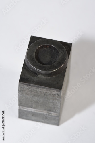 o, buchstabe o , bleiletter, lettern, buchdruck, alphabeth, druck, druckerei, drucken, gutenberg, johannes gutenberg, schwarze kunst, typographie, futura