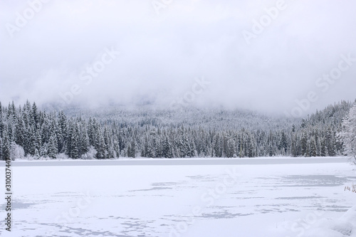 Snow Lake © kelsi