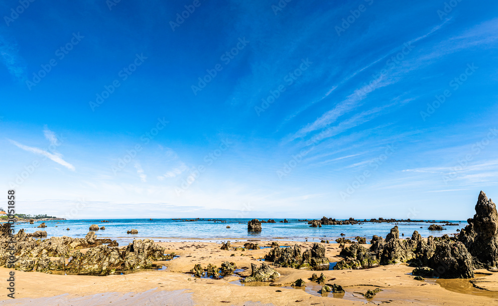 BEAUTIFUL BEACH OF NOJA IN CANTABRIA BEAUTIFUL BEACH OF NOJA IN CANTABRIA