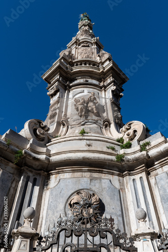 Obelisco di Piazza del Ges   Nuovo - Napoli - Campania - Italia