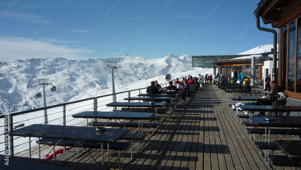 Laax Laax