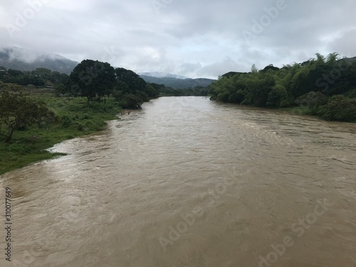 rios en la naturaleza