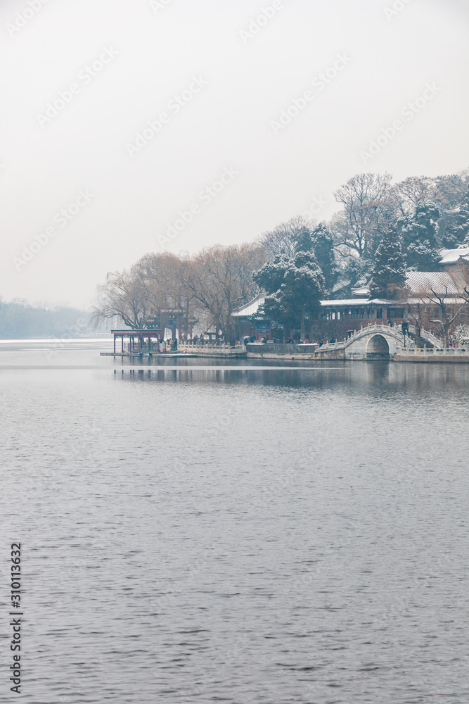 Fototapeta premium lake in winter