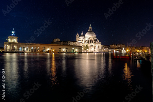 Venice at Night © Ehliott