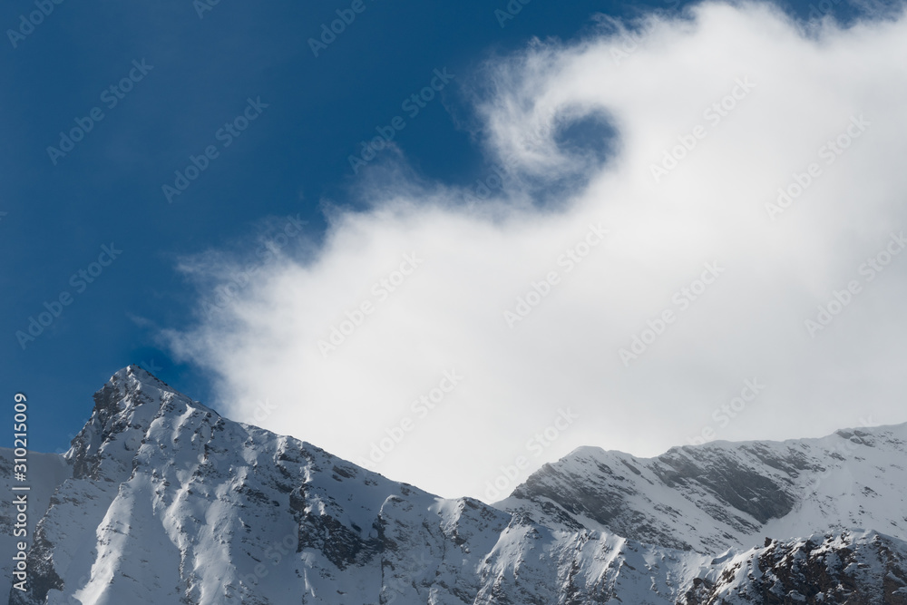 Cloud Alpine turbulence sky view 