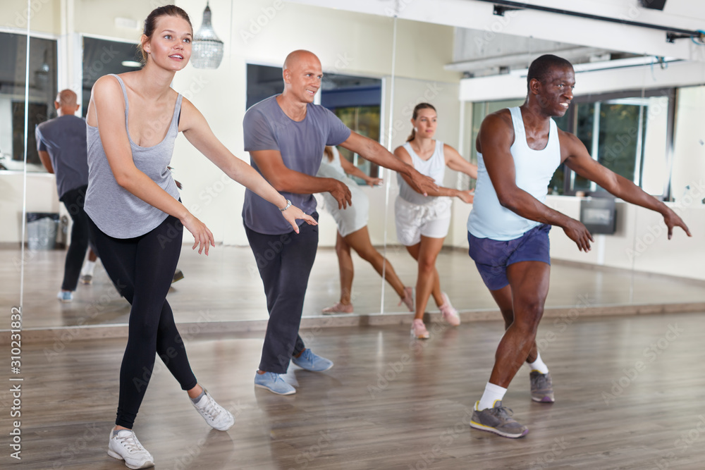 People dancing lindy hop during group training