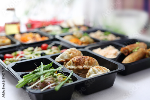 Meal prep. A meal in a box. A healthy box diet.