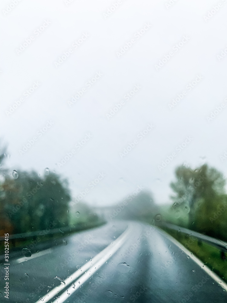 Driving on the rain