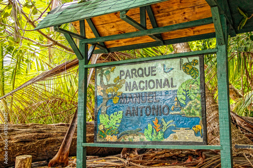 Φωτογραφία A signal from the beach of Manuel Antonio. Costa Rica