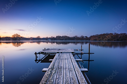 Wallpaper Mural Frosty jetty Torontodigital.ca