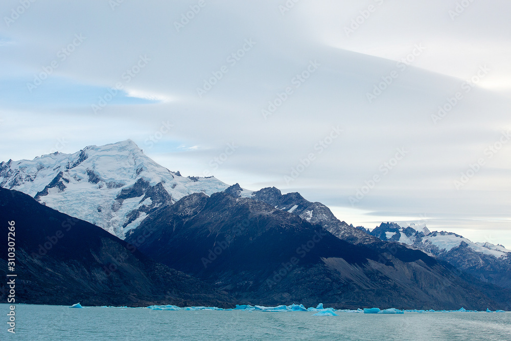 landscapes of el calafate in argentina