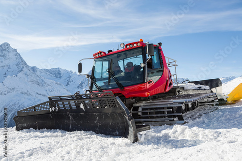 Machine for preparation of ski slopes and ski slopes.  © Amir