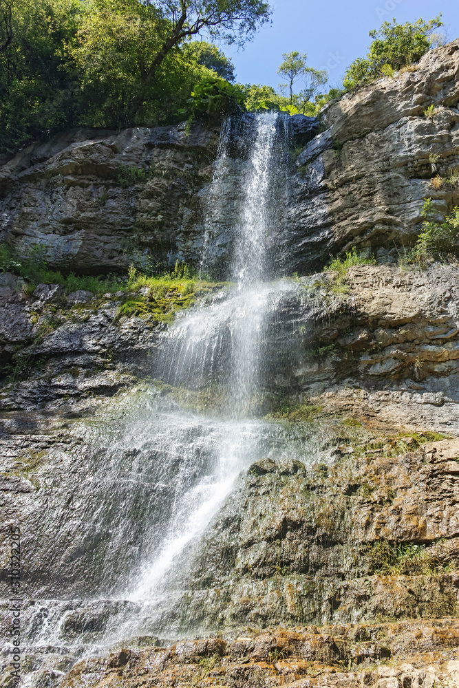 Fototapeta premium Waterfall Skaklya at Balkan Mountains, Bulgaria
