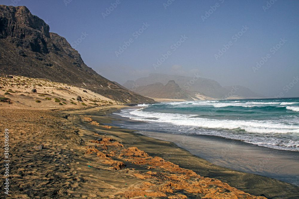 Strand an der Nordküste von Sao Vicente, Kapverdische Inseln