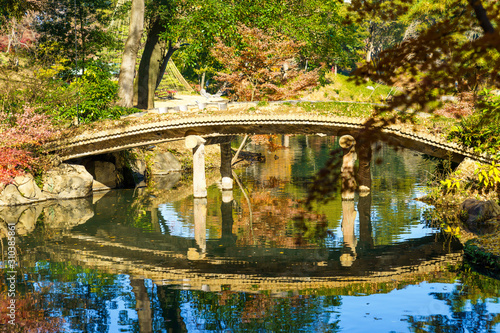 六義園の千鳥橋