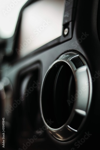 Jeep detail © Lukas