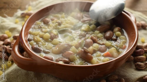 Pasta e fagioli ft9112_0173 Pasta and beans Pasta fasul