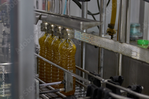 Spanish olive oil process in factory