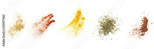 Obraz  z motywem Set ginger, red paprika powder, turmeric, dry thyme pile, cocoa, isolated on white background, top view texture