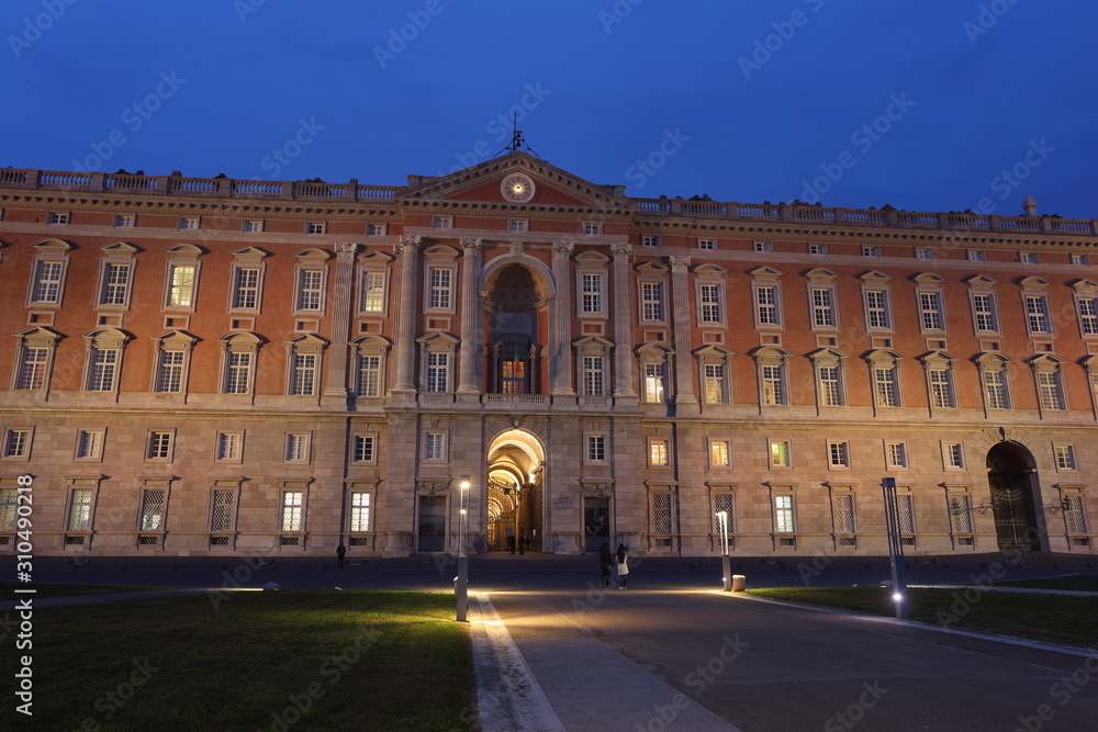 Fototapeta premium Caserta, Italy - december 18, 2019: The Royal Palace of Caserta at night