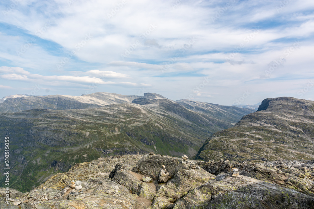 Obraz premium The majestic Geiranger Fjord taken from the highest viewpoint in Norway