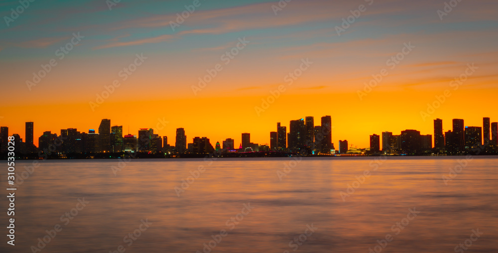 skyline sky landscape sunset silhouette sunrise building downtown orange sun miami manhattan early morning travel