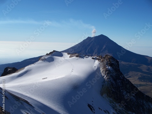 Popocatepetl photo