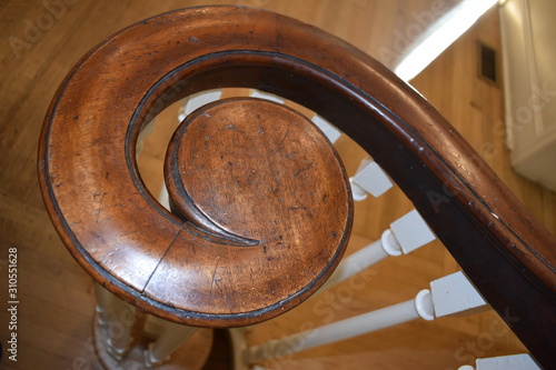 Spiral Bannister End