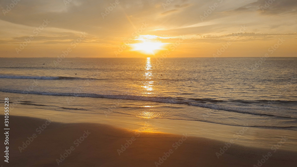 Obraz premium sunset on beach