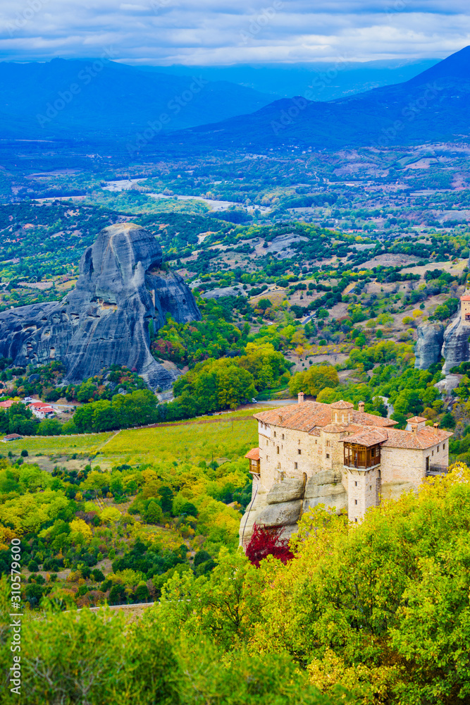 Fototapeta premium Monastery in Meteora, Greece