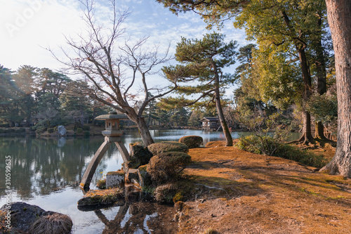 兼六園　初冬　霞ヶ池　【石川県】