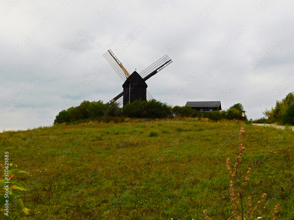Sanierung an der Bockwindmühle Sanierung an der Bockwindmühle