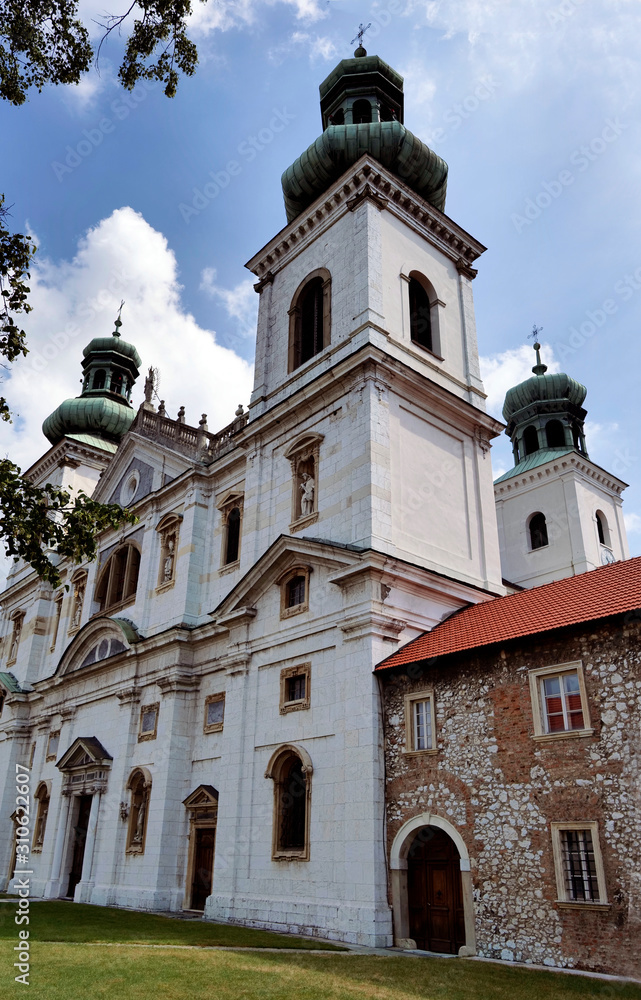 Kościół klasztorny  Wniebowzięcia NMP Kamedułów na Bielanach w Krakowie