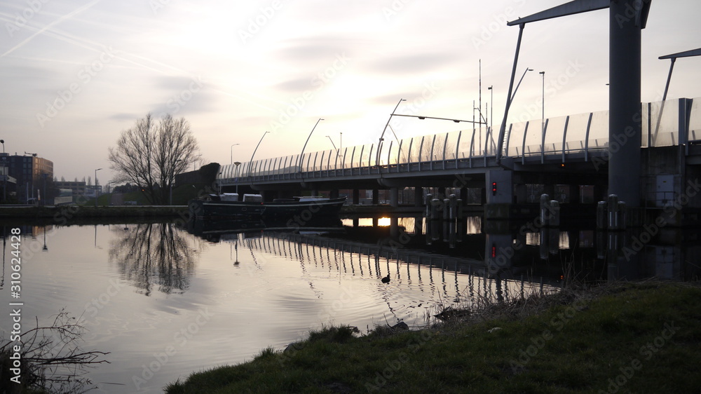 Fototapeta premium beautiful view of a bridge