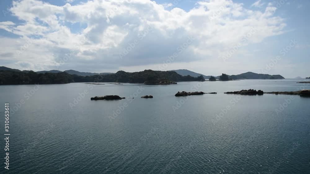 九十九島の遊覧船で島巡り 九十九島の遊覧船で島巡り