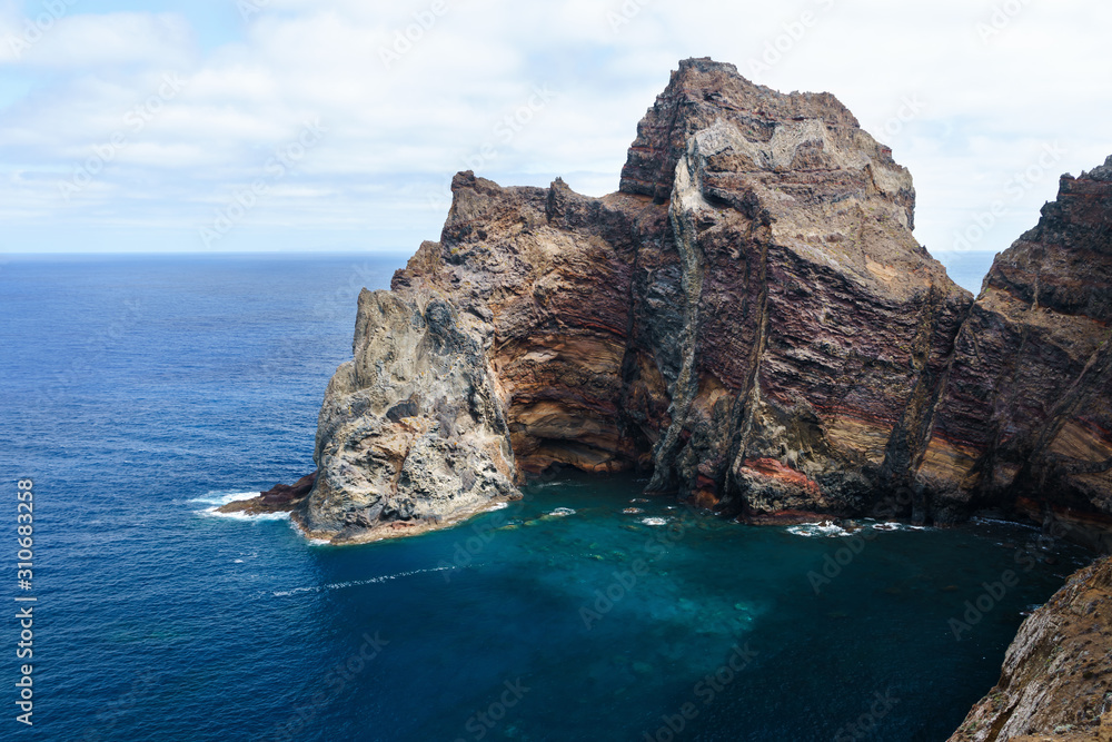 Fototapeta premium beautiful landscape of Ponta de Sao Lourenco and Atlantic Ocean, Madeira