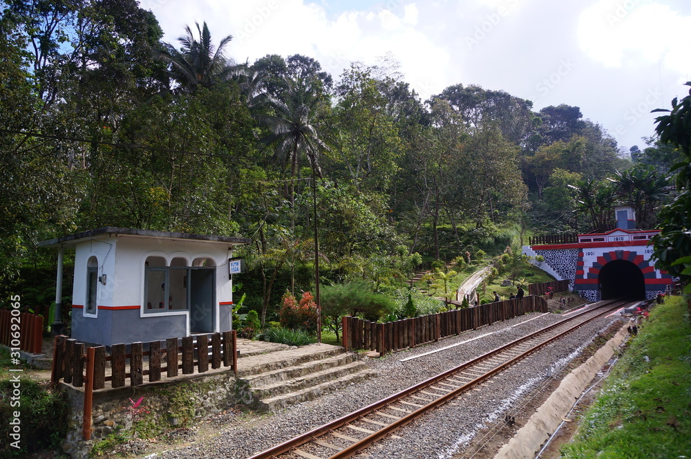 Fototapeta premium Railroad is a means of transportation for trains that are built on bridges using iron and a solid concrete frame