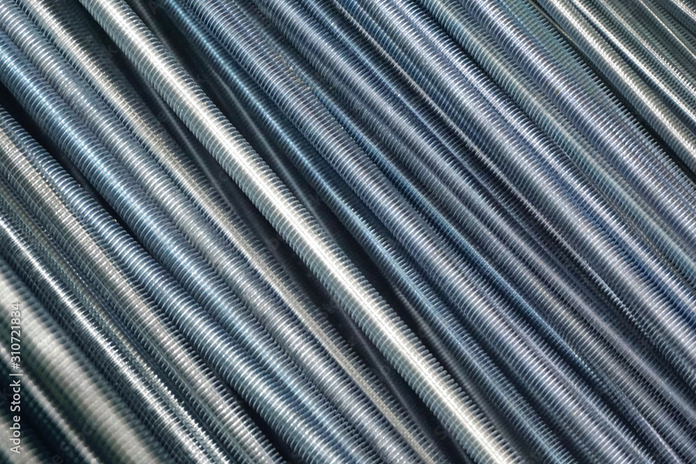 Obraz premium A number of threaded steel rod