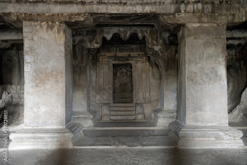 Cave 32   Shrine image and Hall pillars  Ellora Caves  Aurangabad  Maharashtra  India