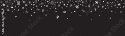 FLOCONS DE NEIGE BLANCS DÉSORDONNÉS SUR FOND NOIR