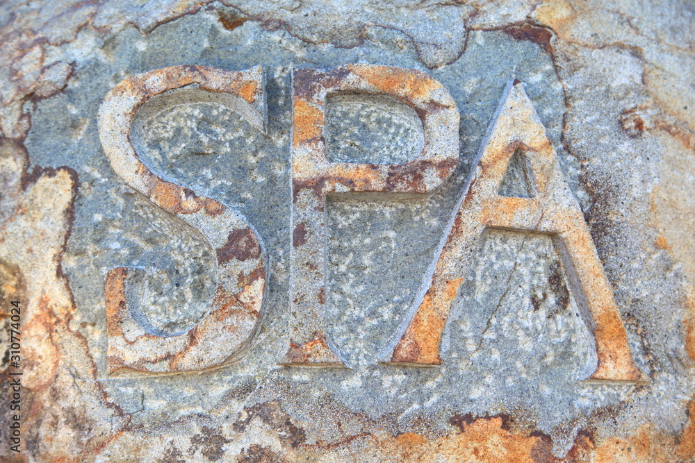 Word SPA : stone carving