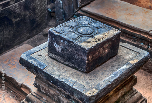 Shiva Lingam Stone. Linga-yoni. Banteay Srei Banteay Srey Siem Reap, Cambodia