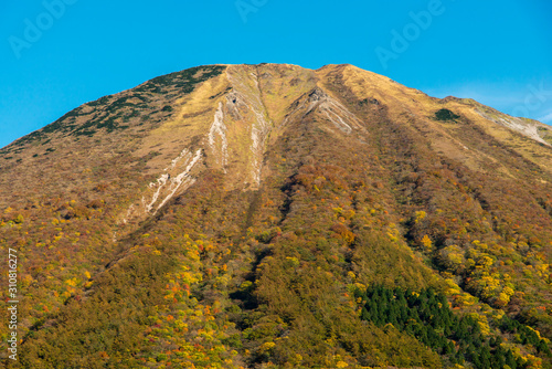 雄大な大山（大山隠岐国立公園）