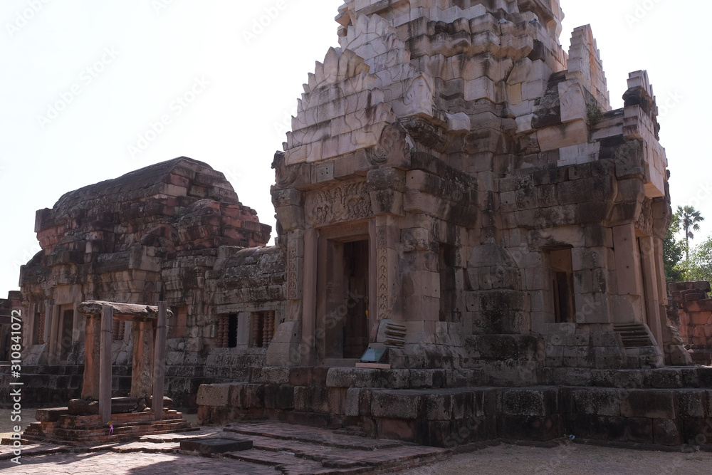 Fototapeta premium Phanom-wan castle is Khmer architecture art in Khmer civilization period about Buddhist century 16-17, Nakhon-rat-cha-sima province Thailand.