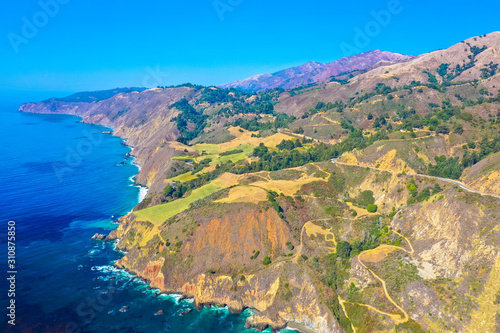 Luftbild: Felsenküste im Golden Gate Recreation Nationalpark, nahe San Francisco