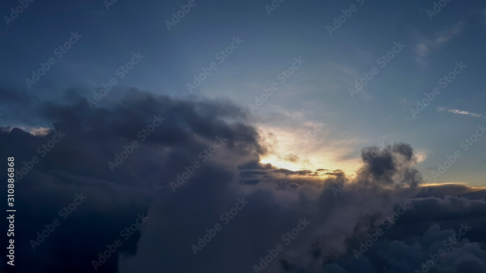 Obraz premium Über den Wolken
