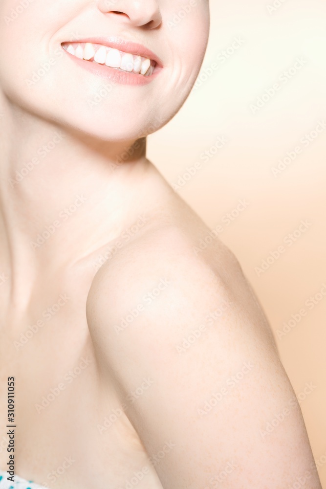 Obraz premium Cropped Woman With Fresh Skin Smiling