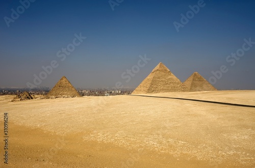 Giza Pyramids  cairo  Egypt  Tranquil Scene  Mystery  Past  Monument  Old Ruin  Egyptian Culture